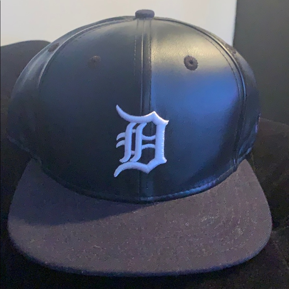New Era 9Fifty DETROIT TIGERS Leather SNAPBACK cap